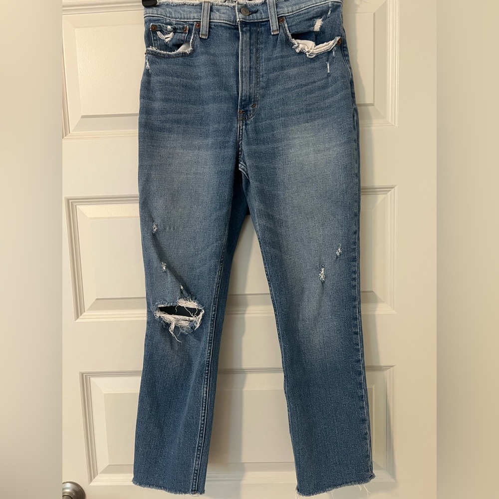 Abercrombie & Fitch Medium Wash Ultra High-Rise Mom Jean